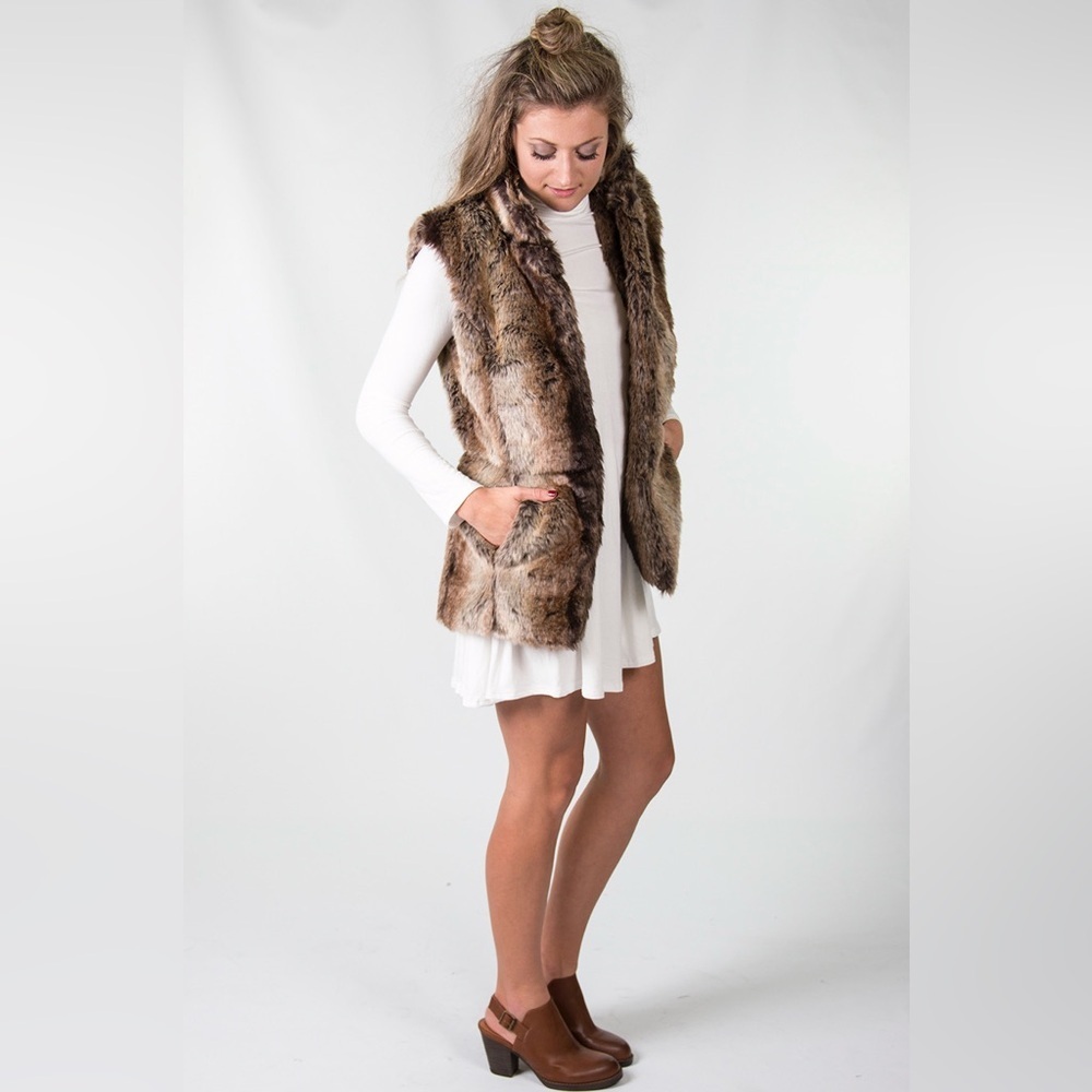 Ya Los Angeles | Womens Faux Fur Cheetah Sleeveless Vest Brown Open Front